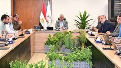 وزير الري: تكريك فرع رشيد ومصرف جمصة لتأمين الصيادين وحماية السواحل من نوات البحر