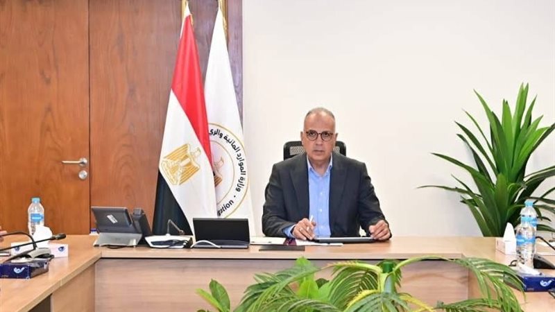 وزير الري 