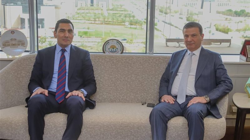 وزيري الزراعة والشباب