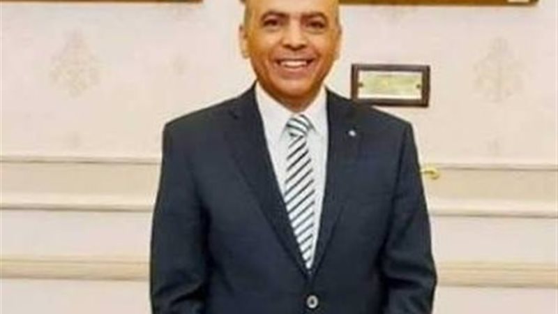 الدكتور جمال أبو