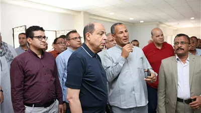 محافظ المنيا يتفقد مشروعات 