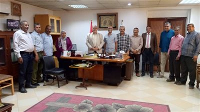 وكيل زراعة سوهاج يعقد اجتماعًا موسعًا لمتابعة سير العمل والتصدي للتعديات على الأراضي الزراعية