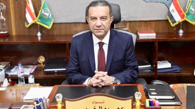محافظ المنوفية يحيل رئيس إحدي الجمعيات الزراعية بقويسنا للنيابة العامة لصرف أسمدة زراعية مدعمة لغير مستحقيه بالمخالفة للقانون
