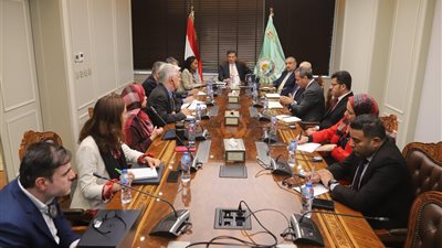  تنسيق بين الزراعة والري لتقييم مقترحات البنك الدولي وتعزيز الأمن الغذائي