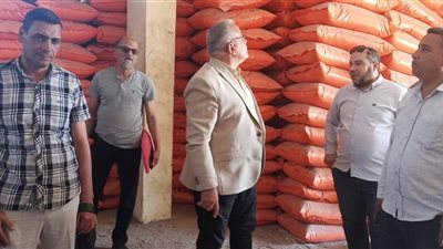 متابعة مكثفة لمخازن الأسمدة بسوهاج والتأكد من عدم تحصيل أي مبالغ مالية من المزارعين 