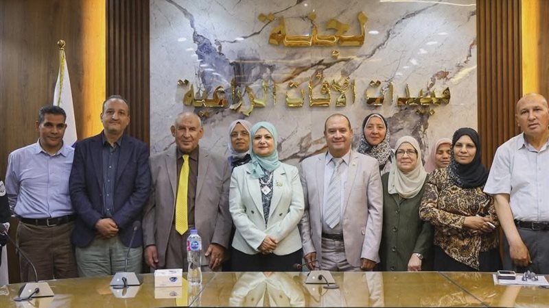 لجنة مبيدات الآفات