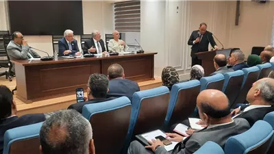 5 وزراء بالبرلمان لحسم أزمة الأسمدة المدعمة وإعادة ضبط منظومة التوزيع