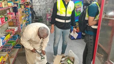 الشرقية تضرب بقوة.. إعدام 230 كجم أغذية فاسدة وضبط 63 مخالفة في حملات رقابية مكثفة