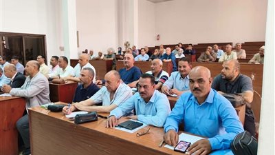 اجتماع طارئ بالبحيرة لضمان وصول الأسمدة المدعمة للمزارعين ومنع السوق السوداء