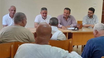 حماية للفلاح وأسواق مضمونة للمحاصيل.. الزراعة تنشر ثقافة الزراعة التعاقدية بالفيوم