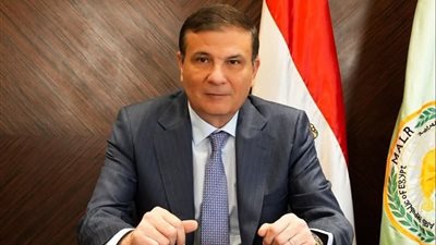 وزير الزراعة يهنئ الرئيس السيسي بالعام الهجري الجديد ويؤكد: قطاع الزراعة يشهد طفرة لتعزيز الأمن الغذائي