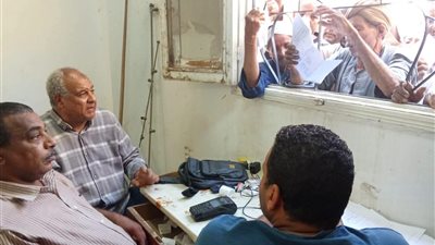 زراعة الأقصر تتابع تطبيق منظومة التحول الرقمي وضبط صرف الأسمدة بجمعية البغدادي