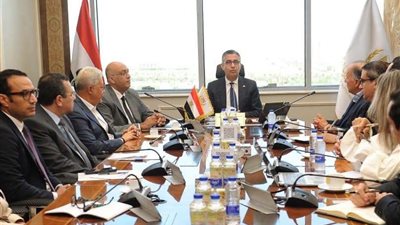 كاري أون ينطلق بقوة.. شراكة بين التموين وكازيون لتطوير المنافذ التموينية والتجارية
