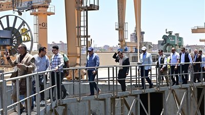 توجيهات هامة من وزير الري بشأن قناطر أسيوط الجديدة 