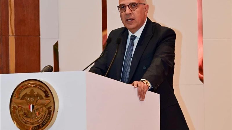 وزير الموارد المائية