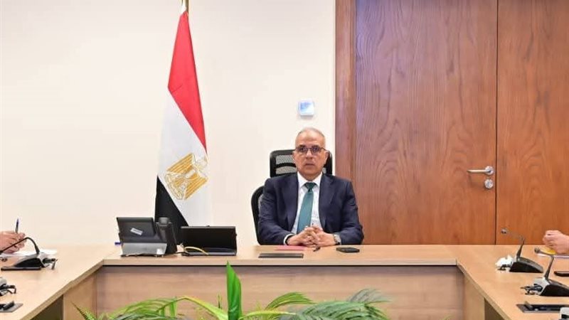هاني سويلم.. وزير