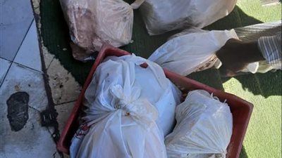إحكام الرقابة على الأسواق.. غلق منشأة ذبح غير قانونية ومصادرة 200 كيلو لحوم تالفة بالمنوفية