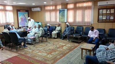 وكيل زراعة البحيرة يفتح مكتبه للمواطنين للاستماع إلى شكاواهم وحل مشكلاتهم