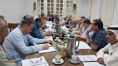 لجنة متخصصة لرصد تحديات الثروة السمكية ورفع توصياتها إلى القيادة السياسية.. صور