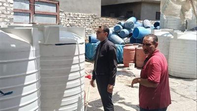 قبل طرحها بالأسواق.. ضبط طنين من المخللات غير الصالحة للاستهلاك في الشرقية