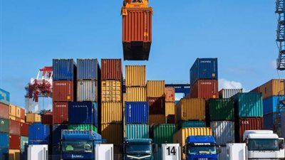 الصناعة المصرية تتجاوز الانكماش وتسجل قفزة صادرات بـ 48.6 مليار دولار