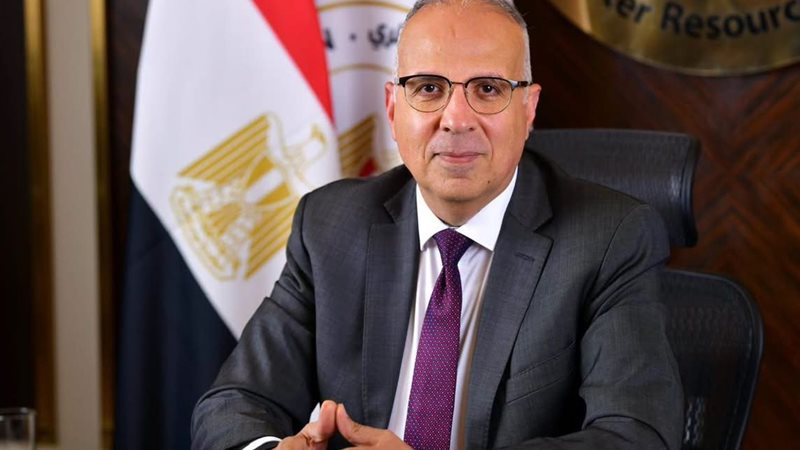 هاني سويلم وزير الموارد