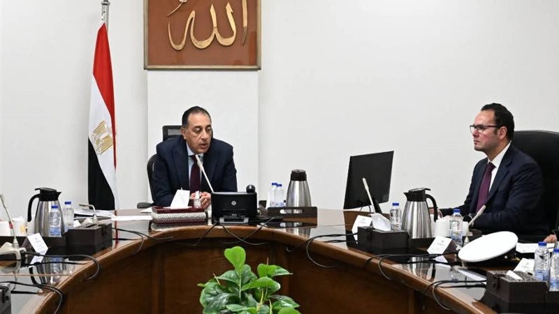 اجتماع رئيس مجلس
