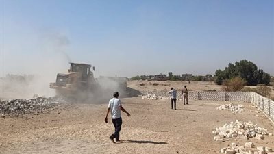 إزالة تعديات واسترداد 11.6 ألف متر من أملاك الدولة في قوص