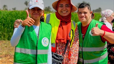 رحلة توعوية لذوي الإعاقة إلى مزرعة بدهشور لتعزيز ثقافة الاقتصاد الأخضر
