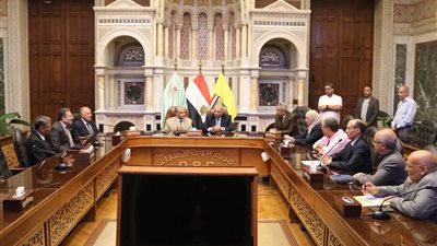 بحوث الصحراء و”سيدارى” يوقعان مذكرة تفاهم لتعزيز التعاون في مكافحة التصحر واستعادة خصوبة التربة