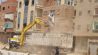 580 طن مخلفات و95 طن قمامة.. حملات مكثفة لإعادة الانضباط لشوارع المحافظات