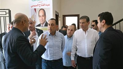 مدبولي يتفقد المجمع الزراعي البيطري بسندبسط.. خدمات متكاملة لدعم المزارعين والثروة الحيوانية ضمن حياة كريمة
