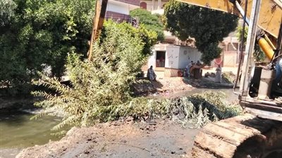محافظ أسيوط يشدد على تطهير الترع ورفع كفاءة منظومة الري.. لضمان وصول المياه للمزارعين