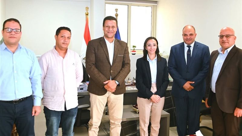 الدكتورة جاكلين عازر