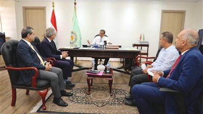 وزير الزراعة يبحث مع هولندا جذب استثمارات جديدة ونقل تكنولوجيا الري وتطوير التعاونيات الزراعية