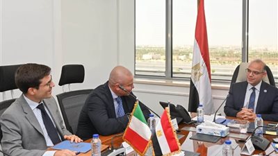 وزير الاستثمار: مصر تمتلك فرصًا واعدة في قطاعات الطاقة المتجددة والتصنيع الزراعي