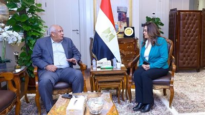 تحرك عاجل لتنمية مطروح.. «التنمية المحلية» تتابع المشروعات والمخلفات والتصالح
