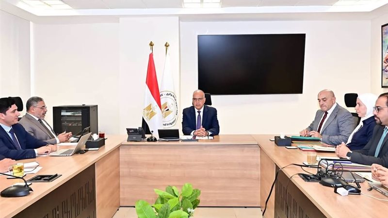 وزير الموارد المائية