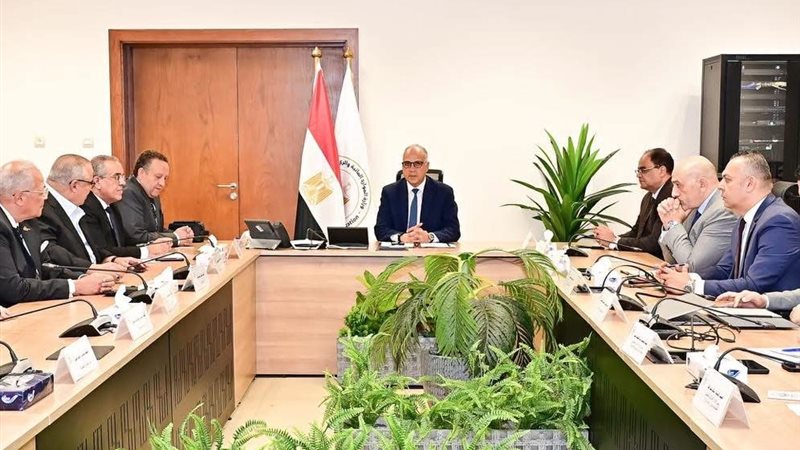 وزير الموارد المائية